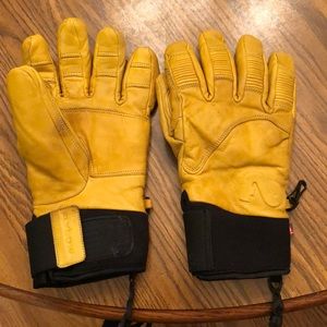 Flylow leather gloves